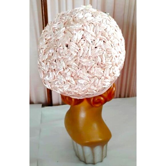 Vintage 1960s Pink Cellophane Straw Pillbox Hat with Floral Trim - Picture 4 of 5